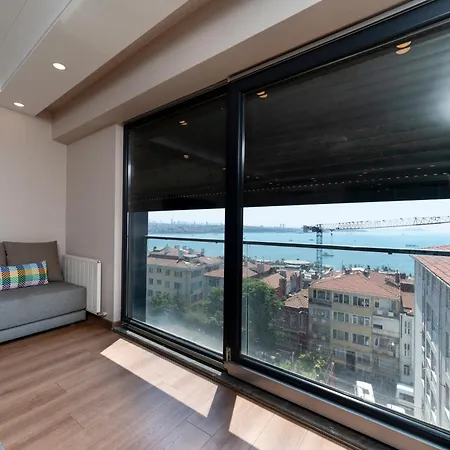 Bosphorus View - Parking- 2 Bedrooms - 3 Beds - Elevator Daire *