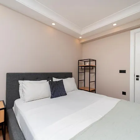 Bosphorus View - Parking- 2 Bedrooms - 3 Beds - Elevator * Istanbul