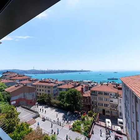 Apartment Bosphorus View - Parking- 2 Bedrooms - 3 Beds - Elevator