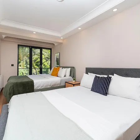 Bosphorus View - Parking- 2 Bedrooms - 3 Beds - Elevator Istanbul